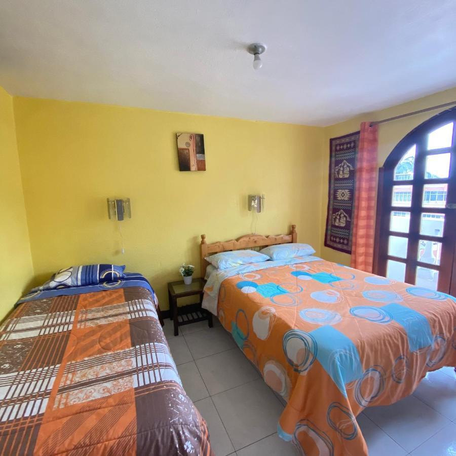 Hostal Chasqui 奥塔瓦洛 外观 照片