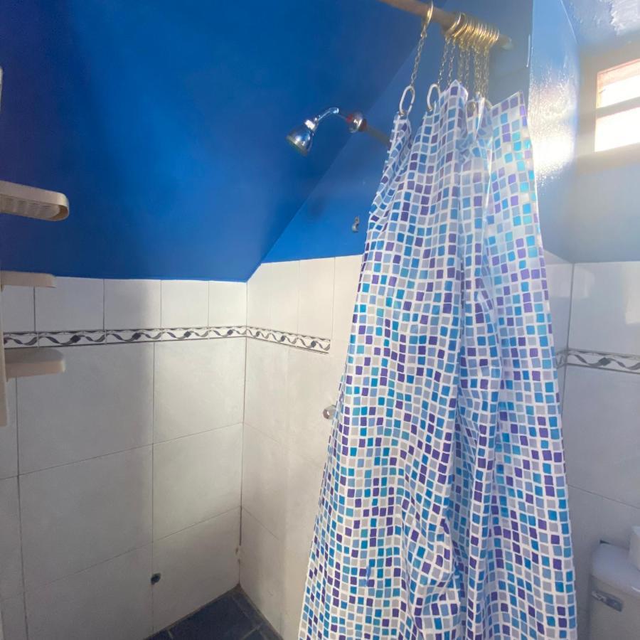 Hostal Chasqui 奥塔瓦洛 外观 照片