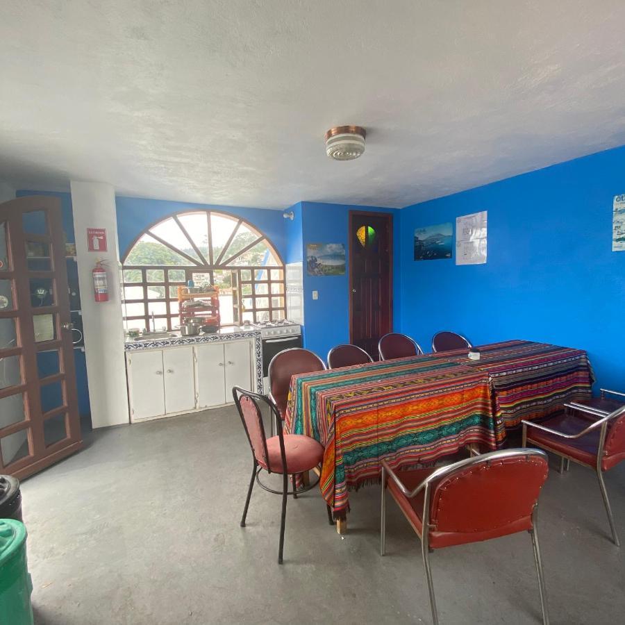Hostal Chasqui 奥塔瓦洛 外观 照片